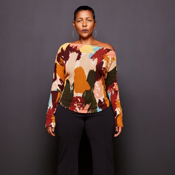 Kiwi's Boutique Lake Meade Top - Picture 1 of 3